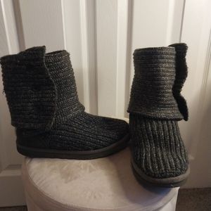 UGG Women's Classic Cardy (authentic)